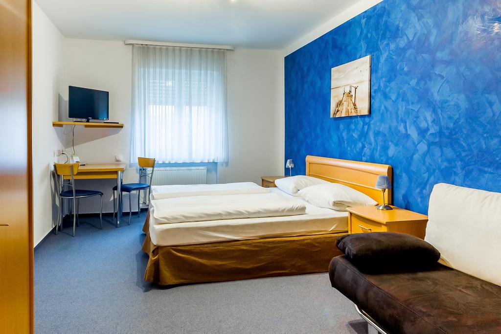 Gasthof Alte Post Falkendorf Exteriör bild